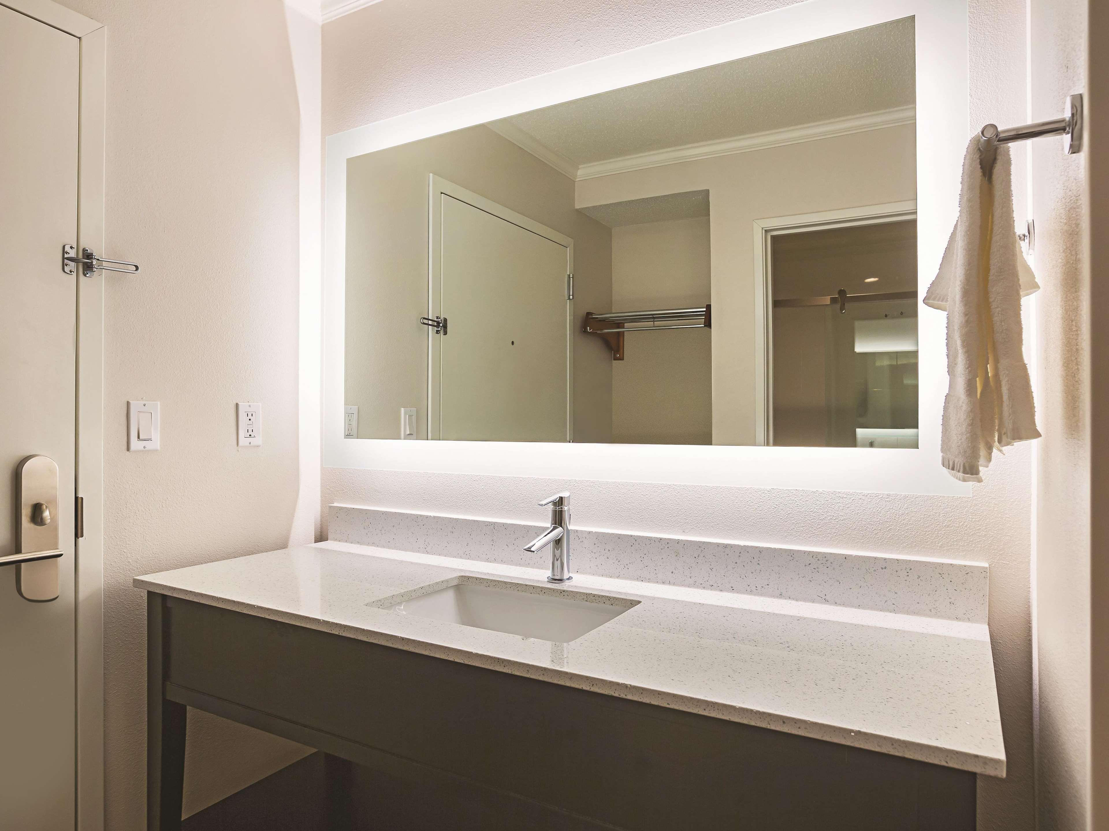La Quinta By Wyndham Atlanta Midtown - Buckhead Hotel Buitenkant foto